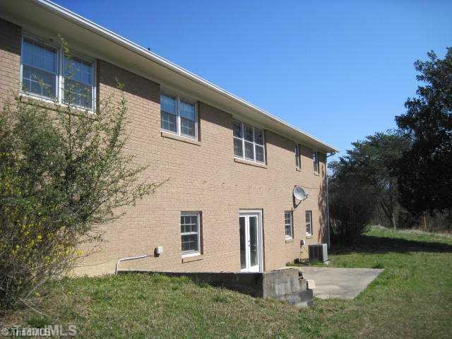 403 Liveoak Road Reidsville, NC 27320 - Photo 2 of 8 Exterior Back.