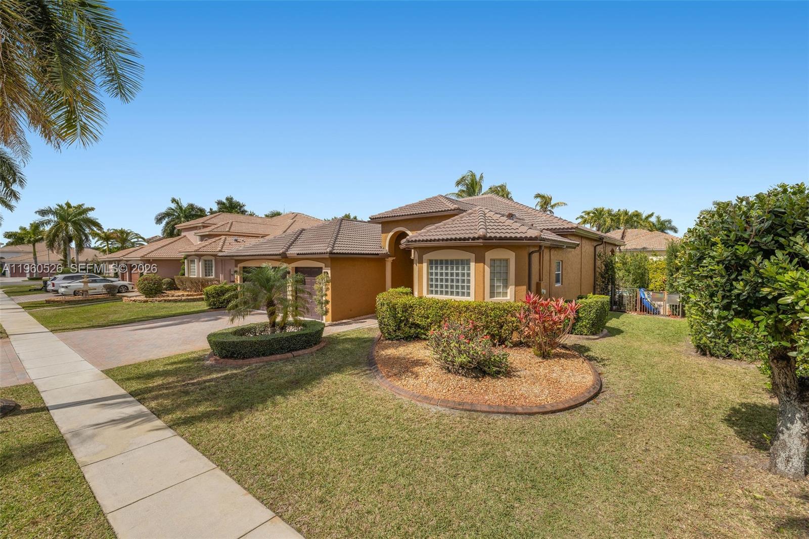 18951 Southwest 32nd Court Miramar, FL 33029 - Photo 2 of 28