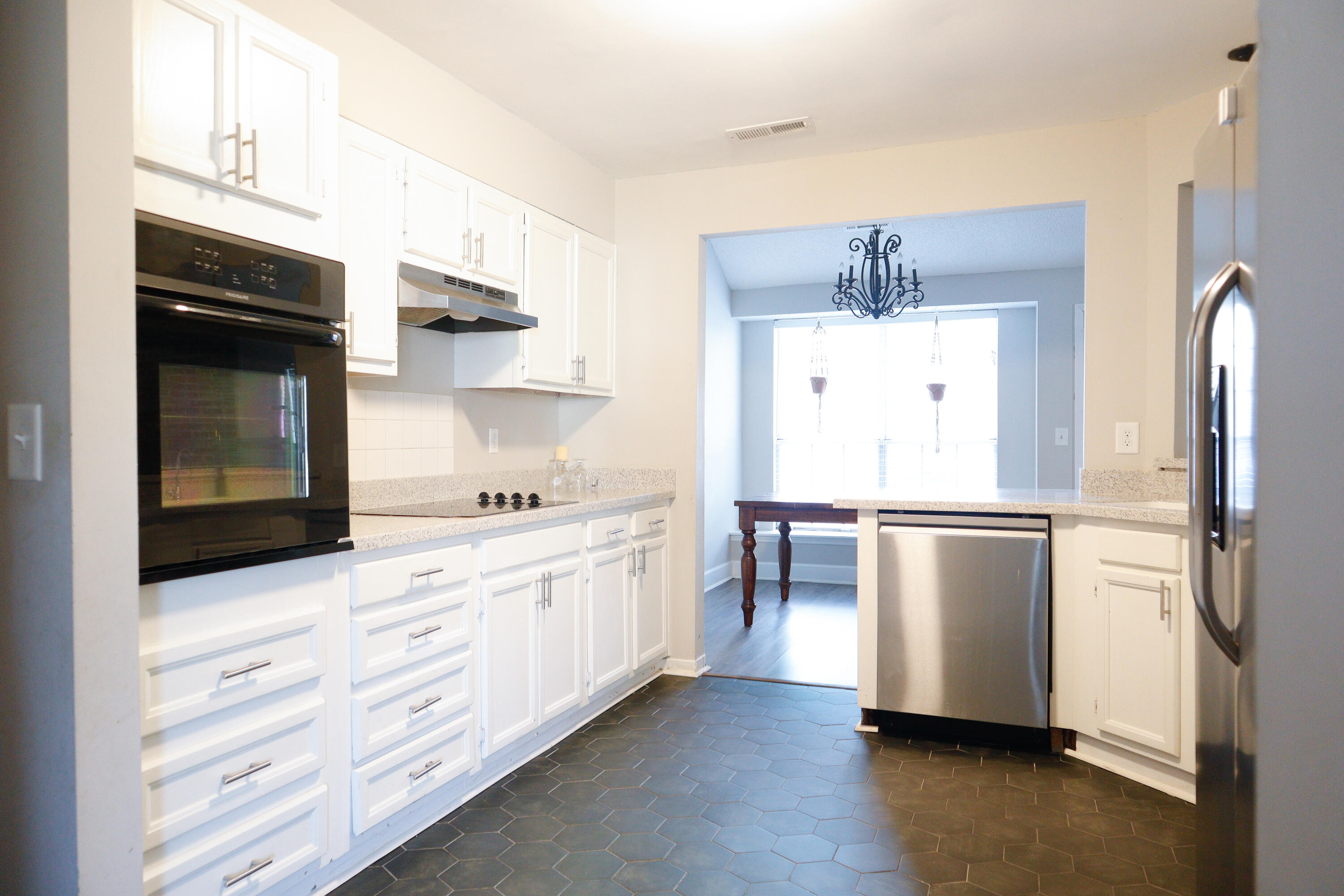 525 Laurel Ridge Road Charleston, SC 29418 - Photo 5 of 42 20251121-_MG_0026