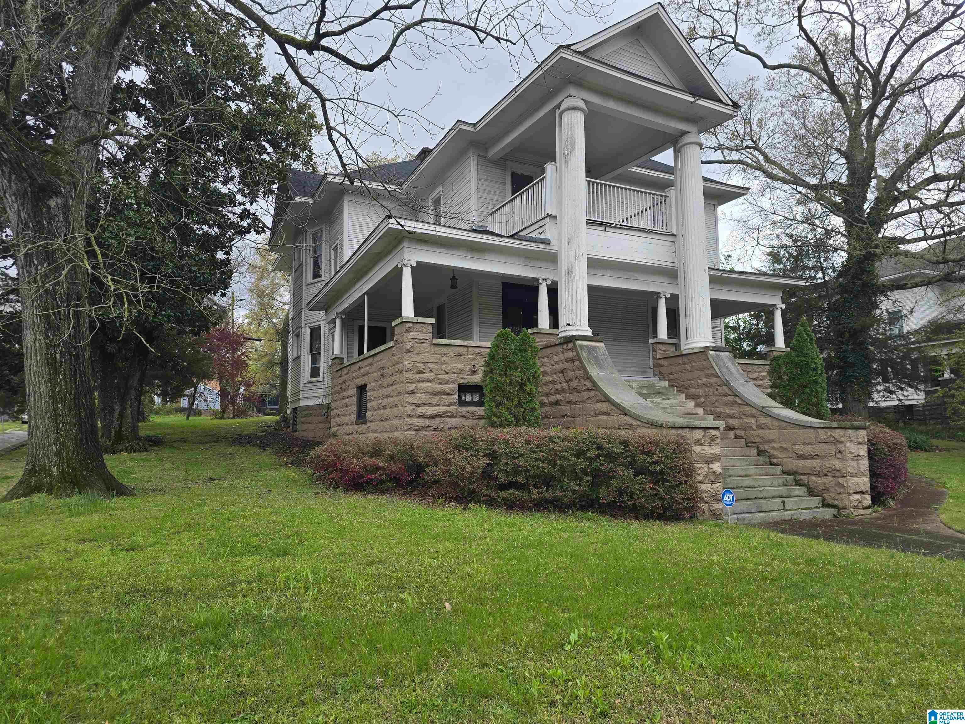 1451 Pike Road Birmingham, AL 35218 - Photo 1 of 19 Gallery Image 1