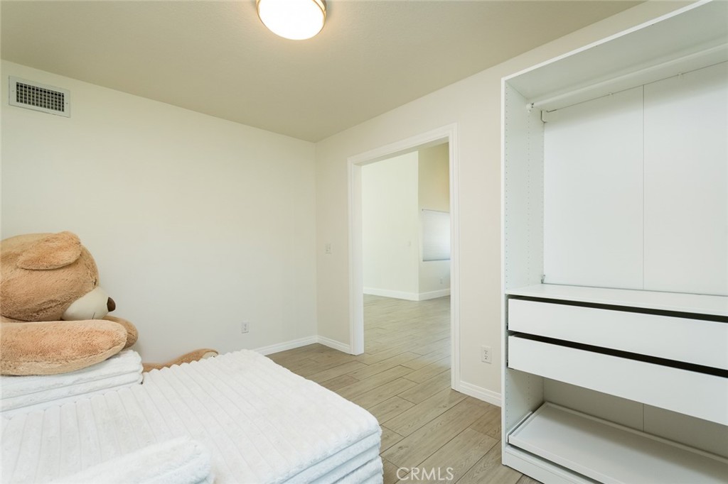 24218 Dalgo Drive Valencia, CA 91355 - Photo 11 of 62