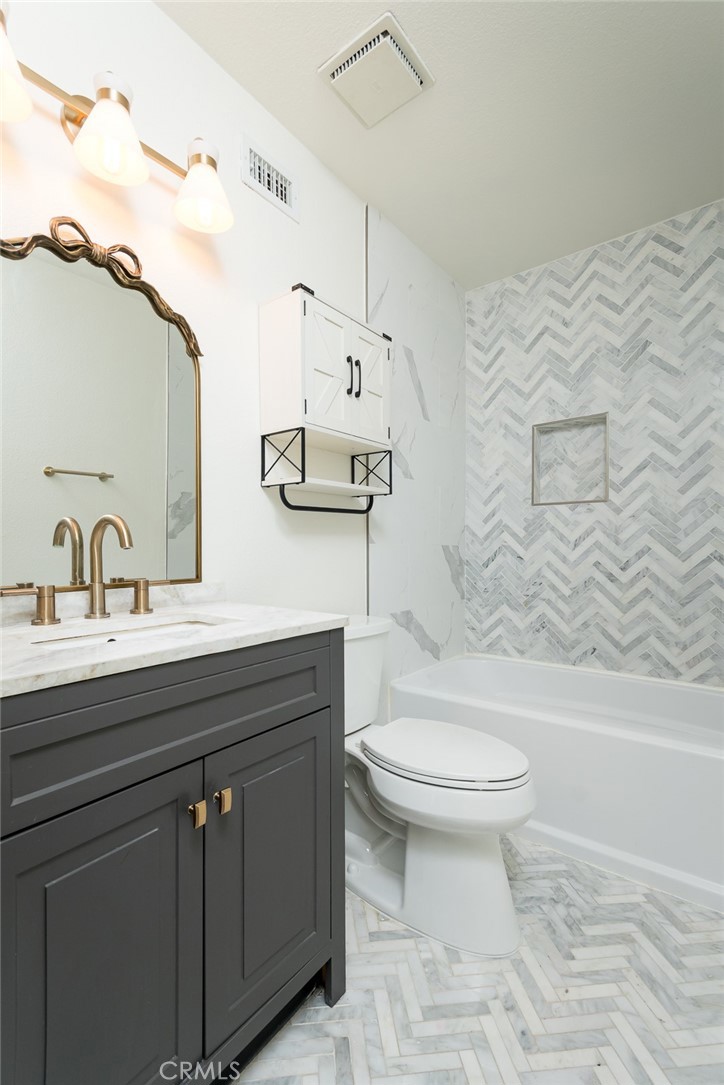 24218 Dalgo Drive Valencia, CA 91355 - Photo 24 of 62