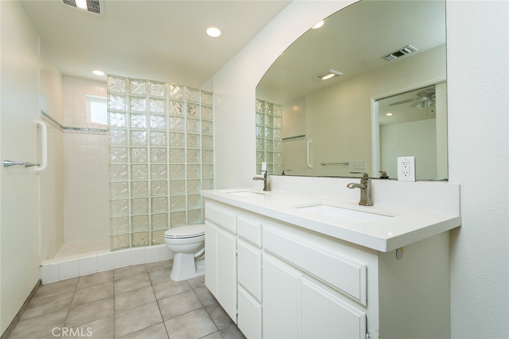 24218 Dalgo Drive Valencia, CA 91355 - Photo 31 of 62