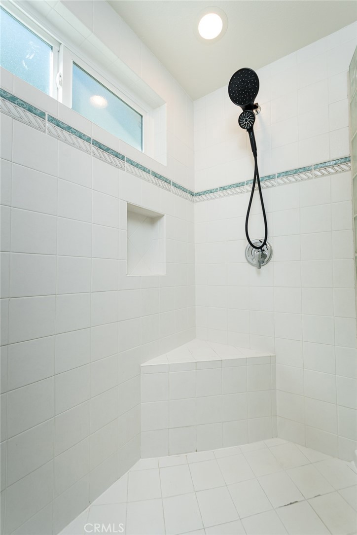 24218 Dalgo Drive Valencia, CA 91355 - Photo 33 of 62