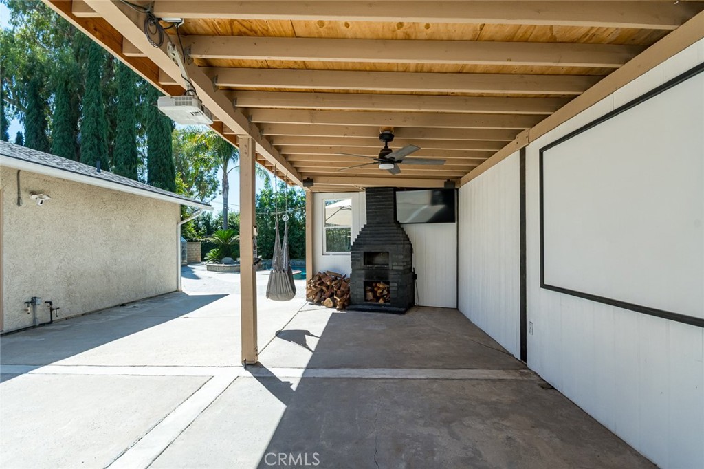 24218 Dalgo Drive Valencia, CA 91355 - Photo 40 of 62