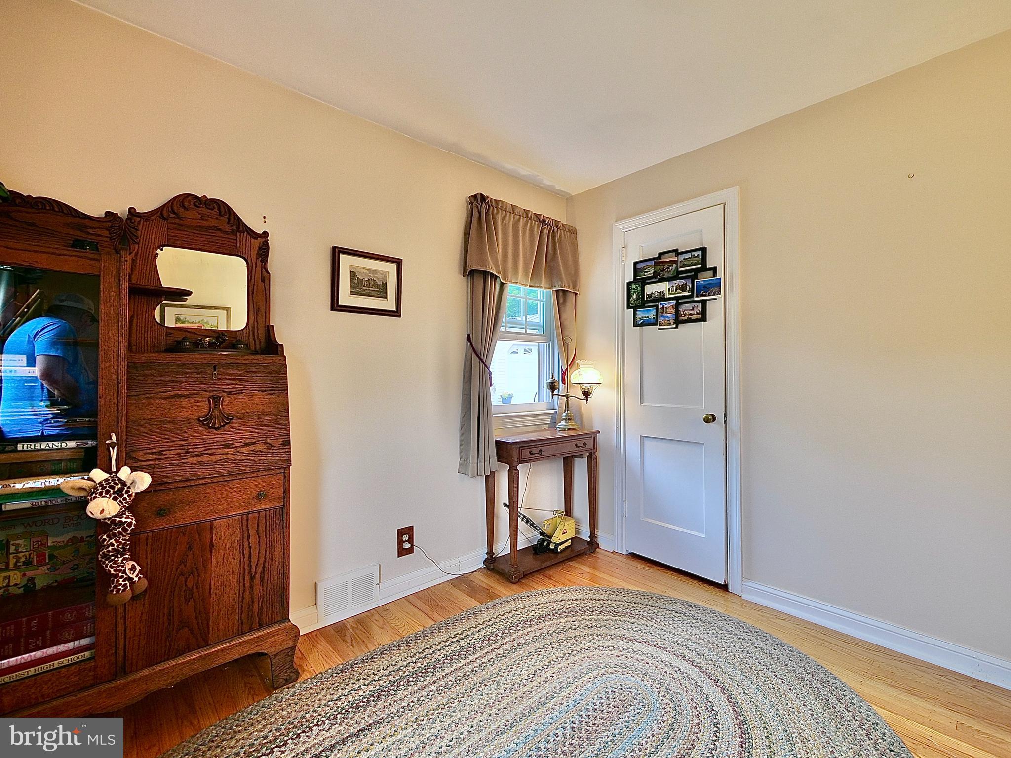 112 Harmil Road Broomall, PA 19008 - Photo 27 of 34 Bedroom 2