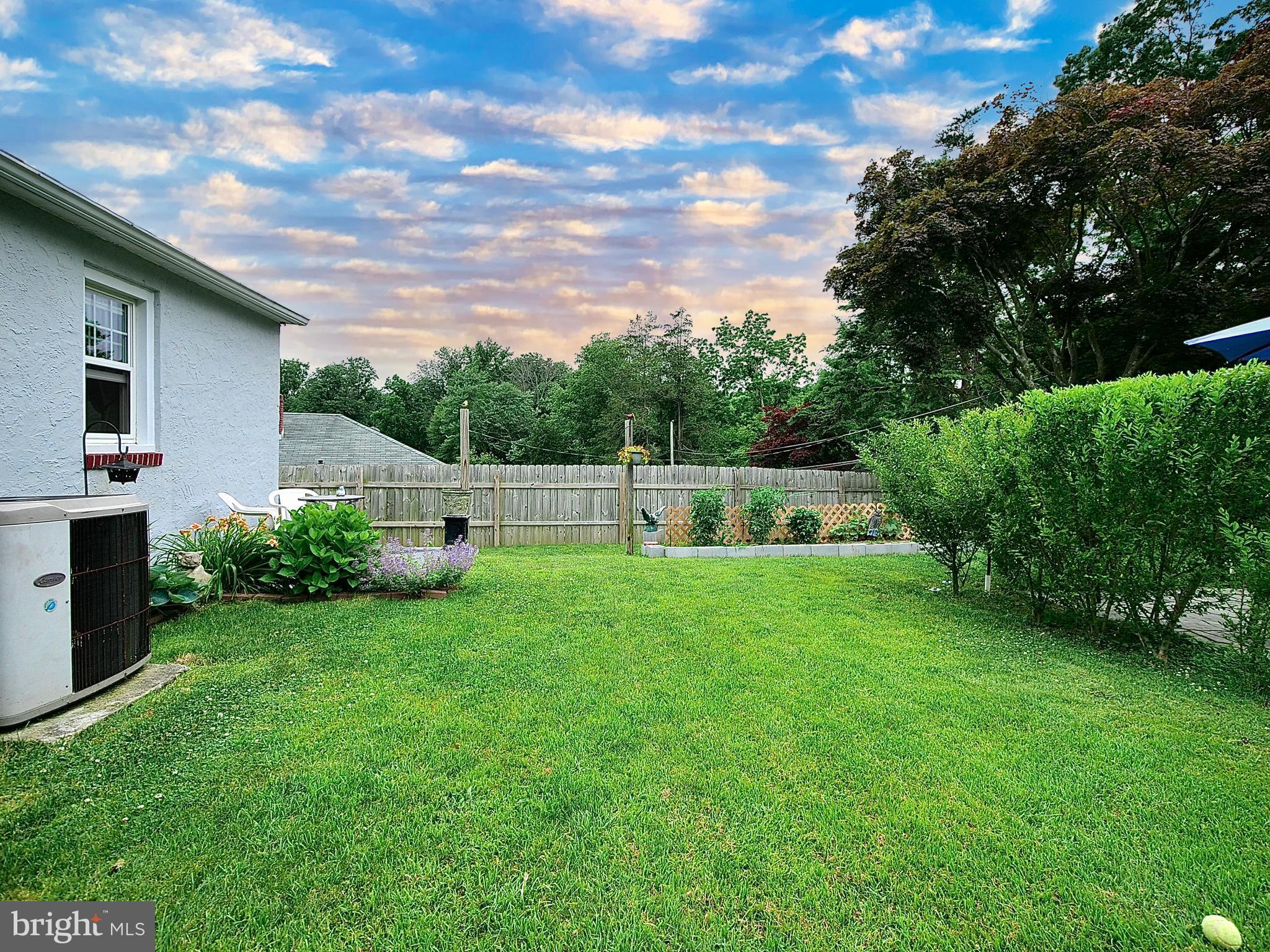 112 Harmil Road Broomall, PA 19008 - Photo 6 of 34 Backyard