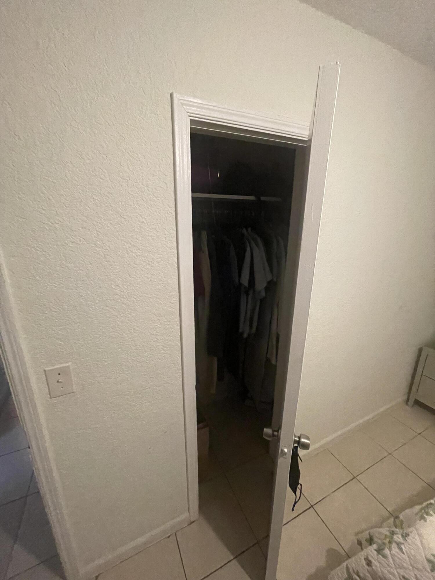1549 West 28th Street Riviera Beach, FL 33404 - Photo 5 of 24 IMG_5870