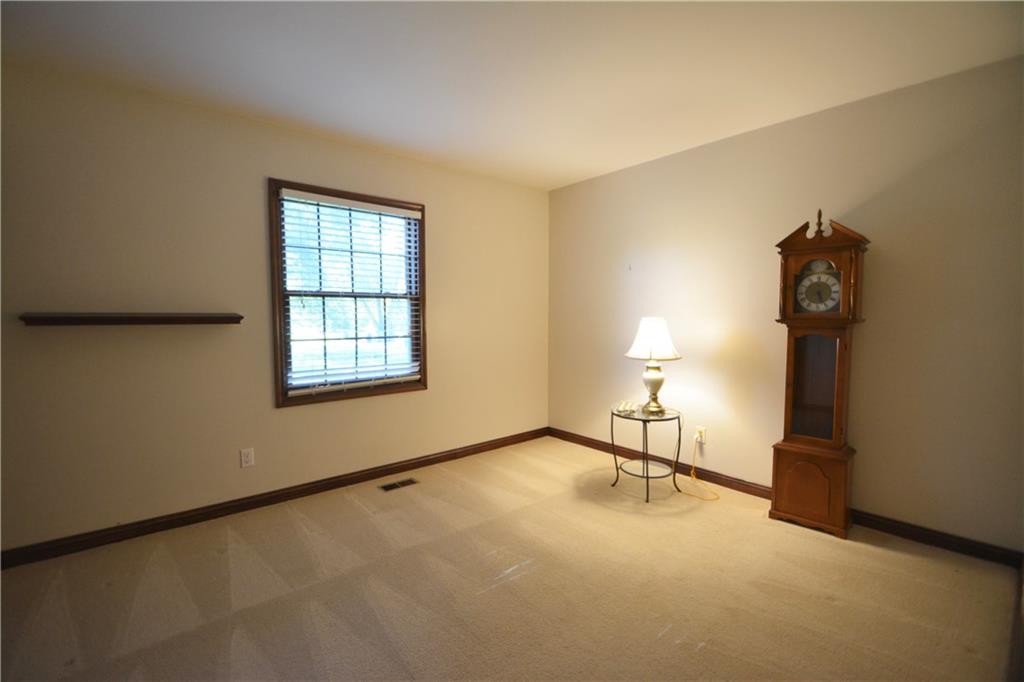 11930 Hoster Road Carmel, IN 46033 - Photo 13 of 34 Gallery Image 13