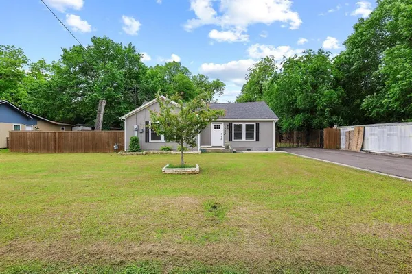 $249,000 | 1020 West Ford Street, Denison, TX 75020