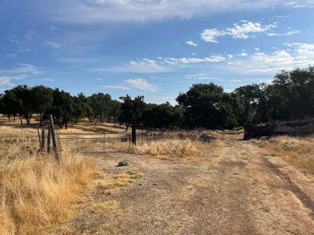 $299,000 | 29600 McCourtney Road, Grass Valley, CA 95949