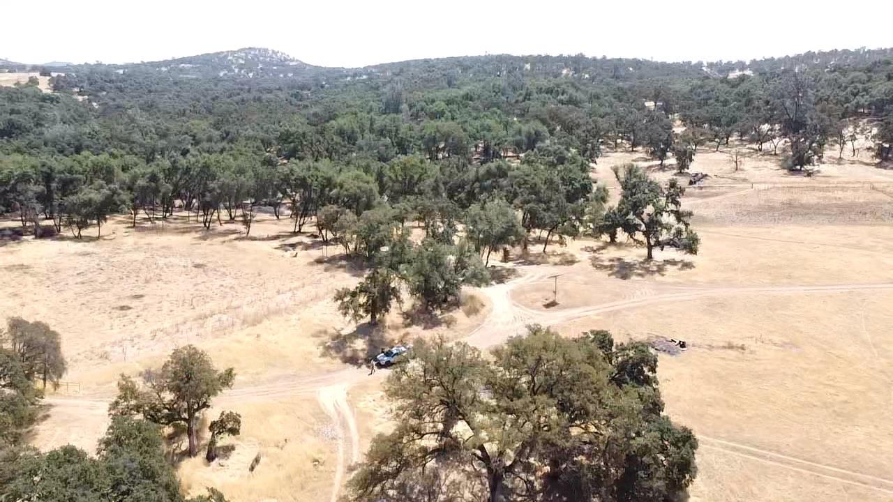 29600 McCourtney Road Grass Valley, CA 95949 - Photo 33 of 35 a view of a yard covered in snow