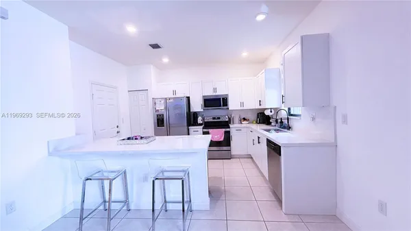 $3,300 | 3264 West 100th Terrace, Unit 3264, Hialeah, FL 33018