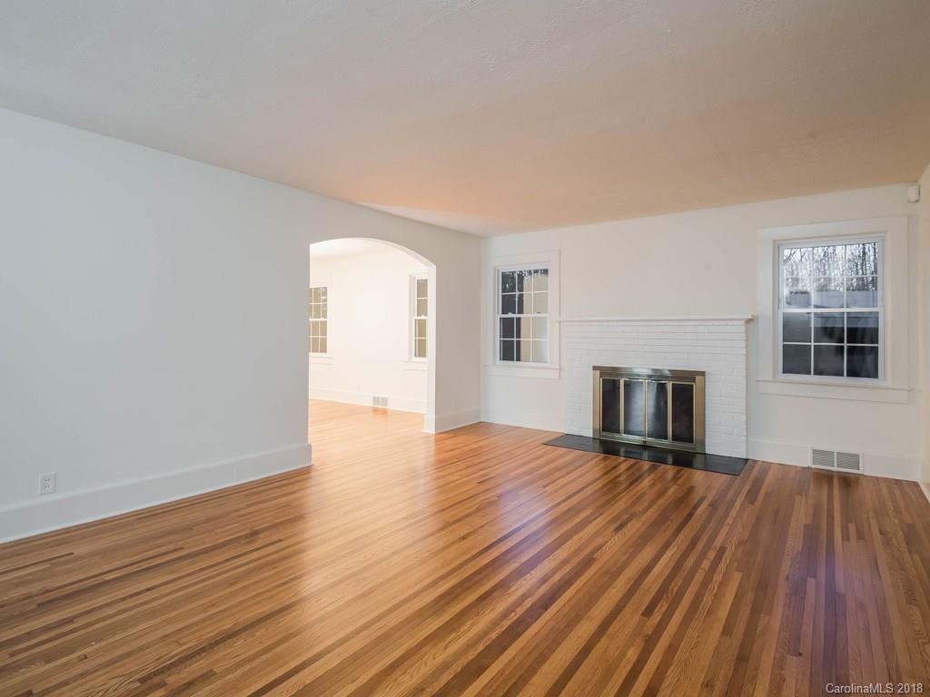 105 White Oak Road Arden, NC 28704 - Photo 4 of 19 Gallery Image 4