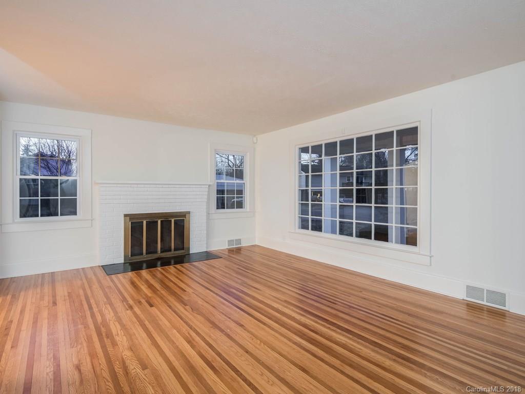 105 White Oak Road Arden, NC 28704 - Photo 5 of 19 Gallery Image 5