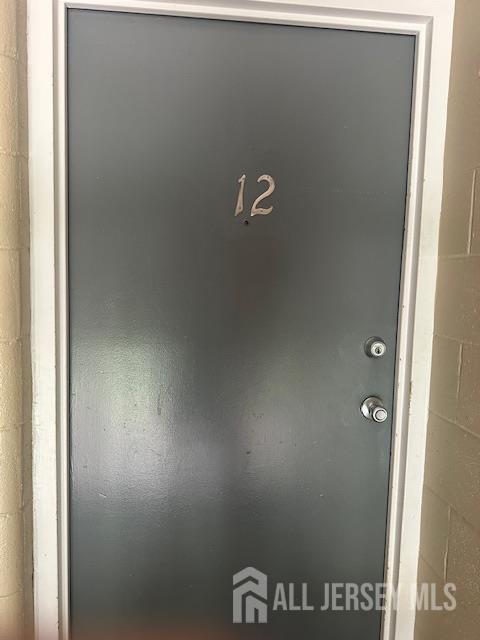 356 Ridge Road, Unit J12 Dayton, NJ 08810 - Photo 24 of 42 a view of a bathroom