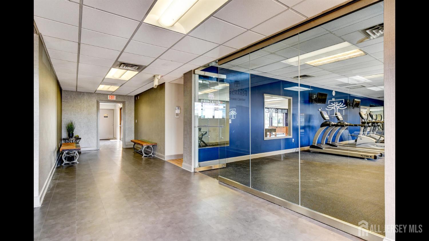 356 Ridge Road, Unit J12 Dayton, NJ 08810 - Photo 5 of 21 a view of an entryway with a livingroom