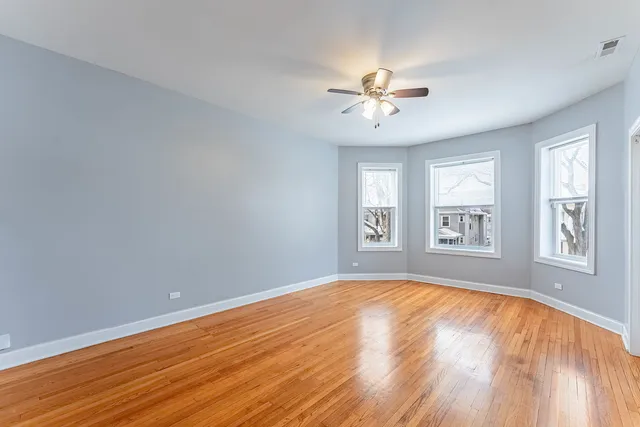 $1,800 | 163 North Lockwood Avenue, Unit 2, Chicago, IL 60644