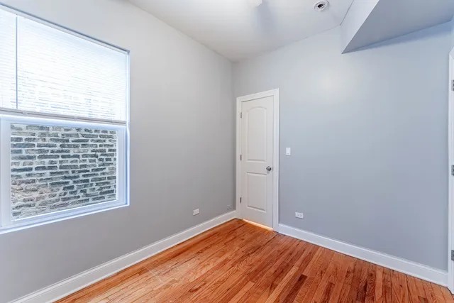 $1,800 | 163 North Lockwood Avenue, Unit 2, Chicago, IL 60644