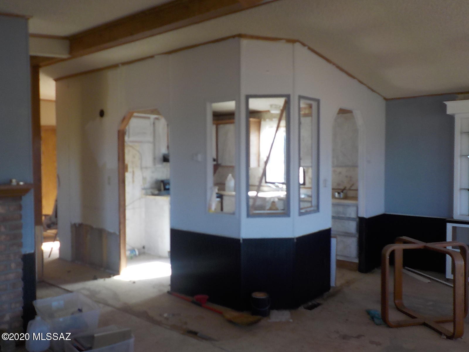 12151 South Elkhorn Road Pearce, AZ 85625 - Photo 5 of 20