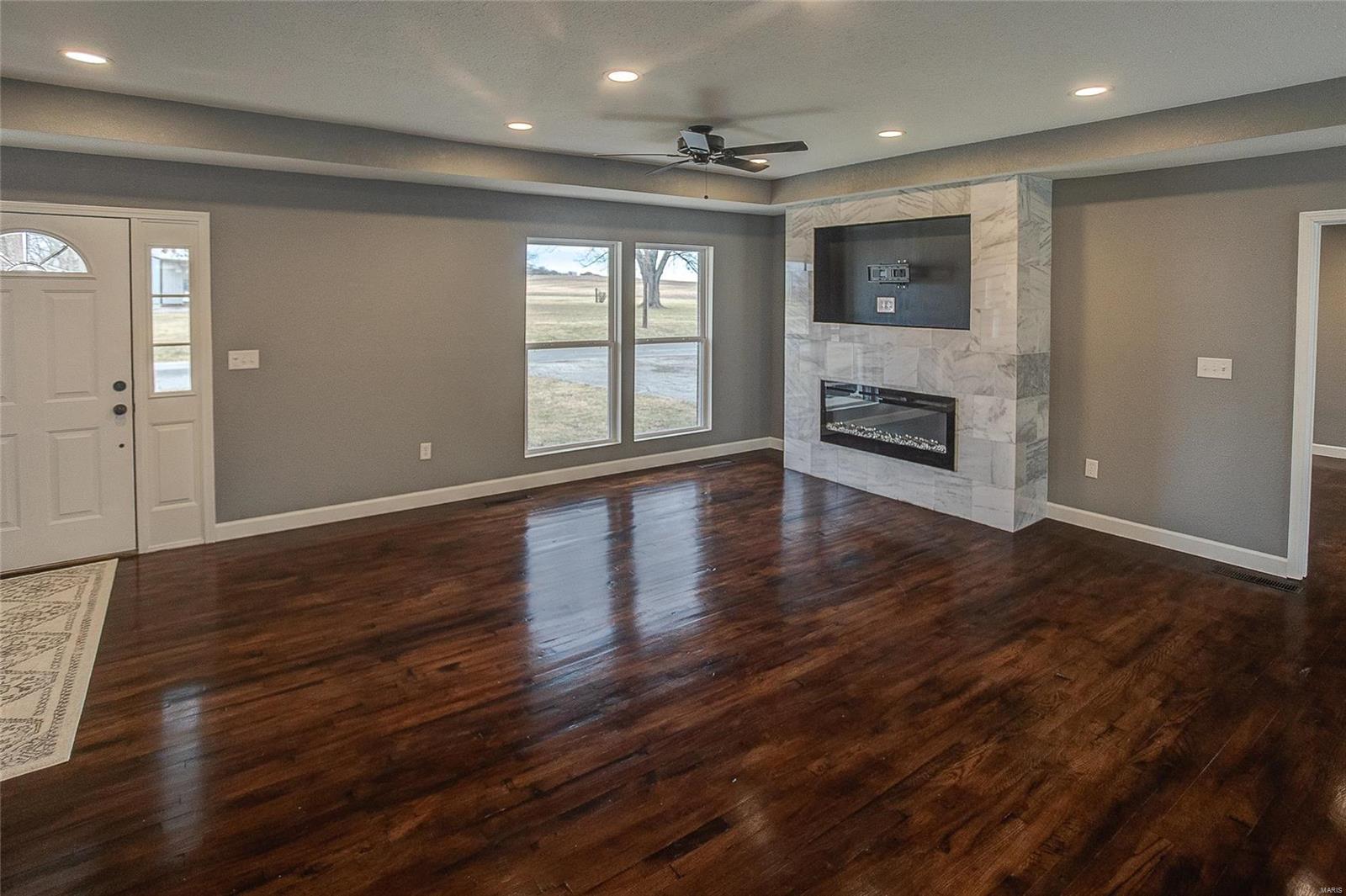 406 Pinckneyville Road Marissa, IL 62257 - Photo 6 of 34 Gallery Image 6