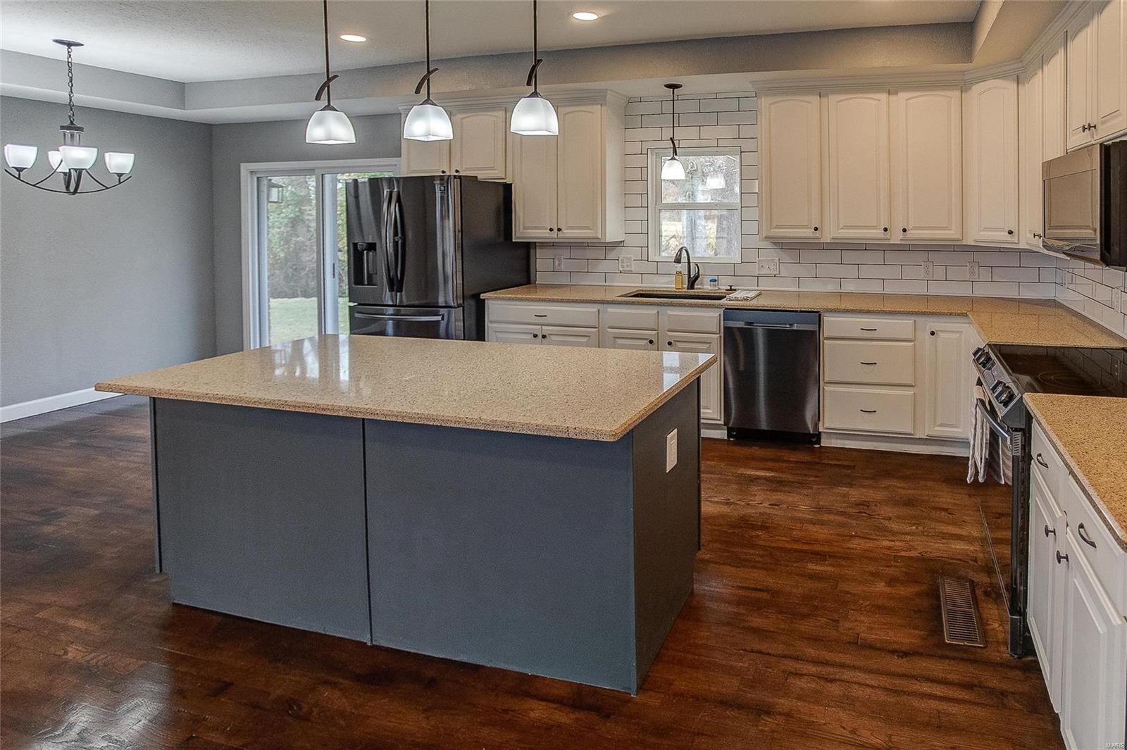 406 Pinckneyville Road Marissa, IL 62257 - Photo 9 of 34 Gallery Image 9