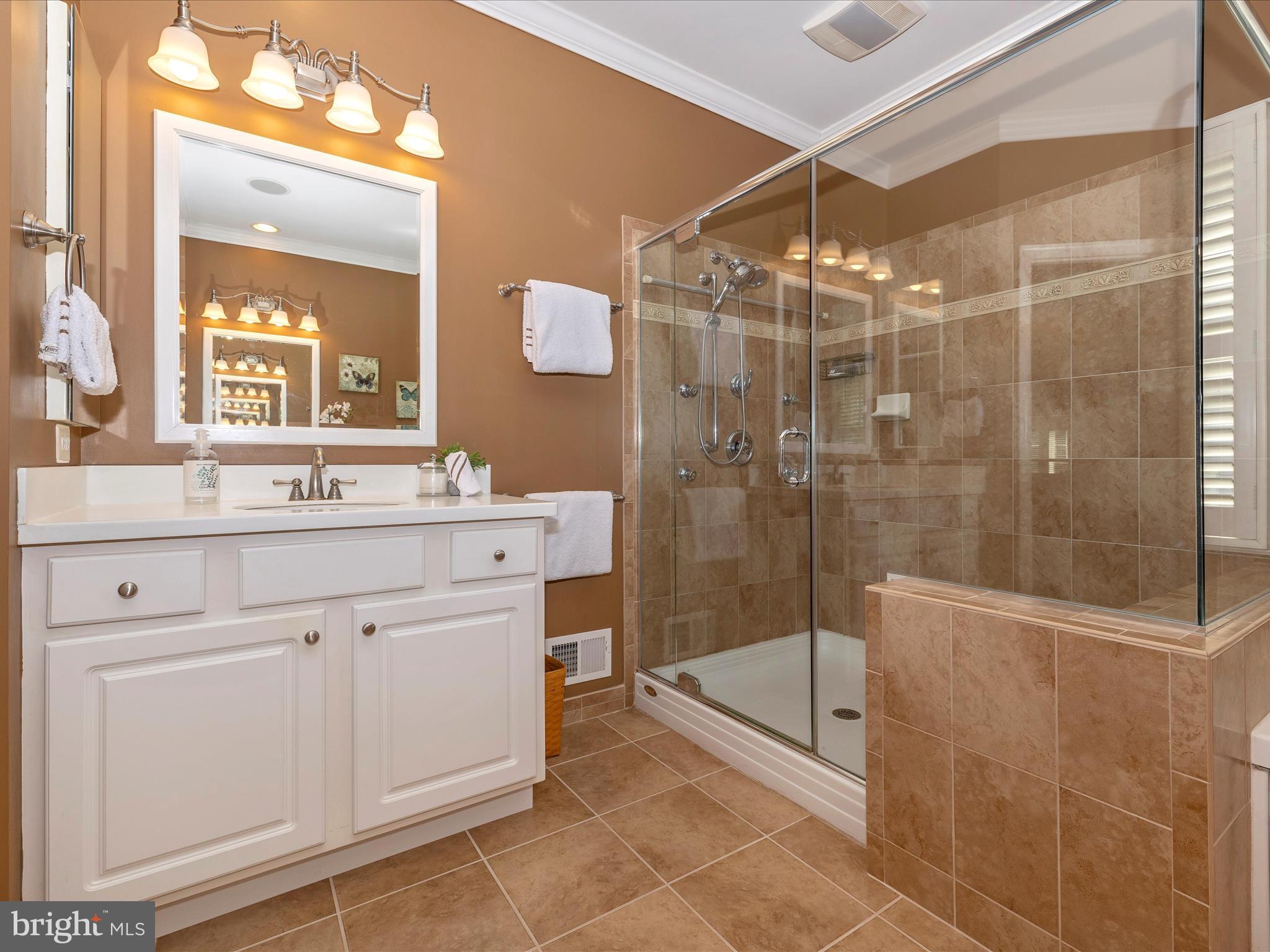 2687 Monocacy Ford Road Frederick, MD 21701 - Photo 17 of 26 Primary Bathroom