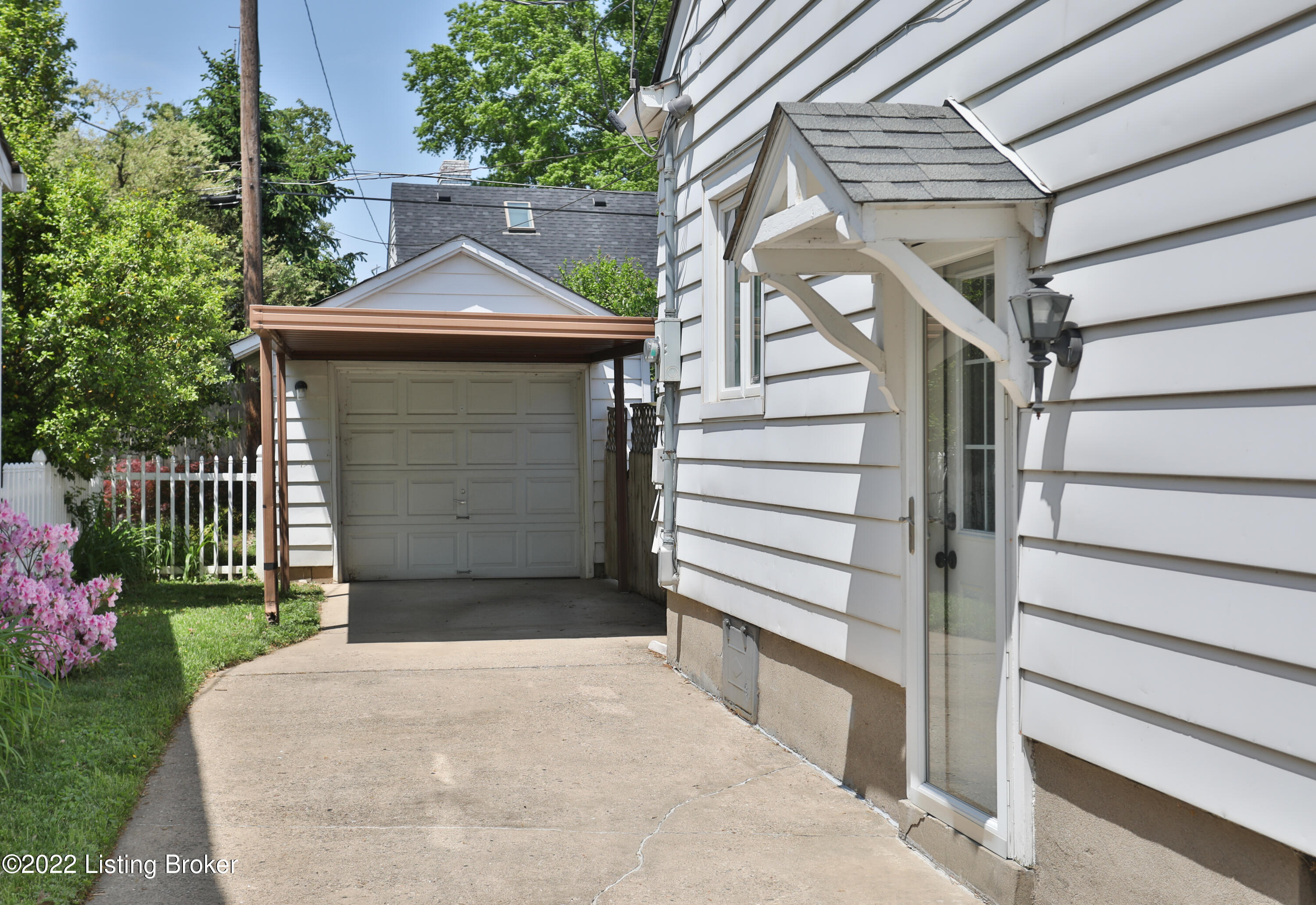 4305 Winchester Road Louisville, KY 40207 - Photo 46 of 49 4305 Winchester-42