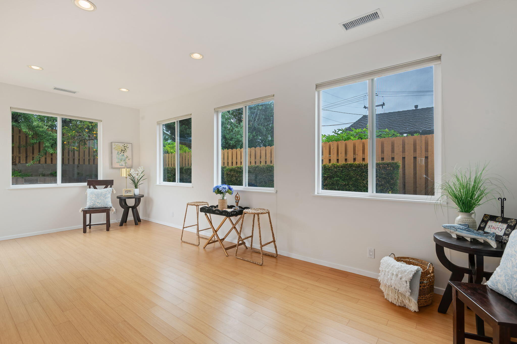 618 Ardmore Drive Goleta, CA 93117 - Photo 6 of 18 Den or Play Room