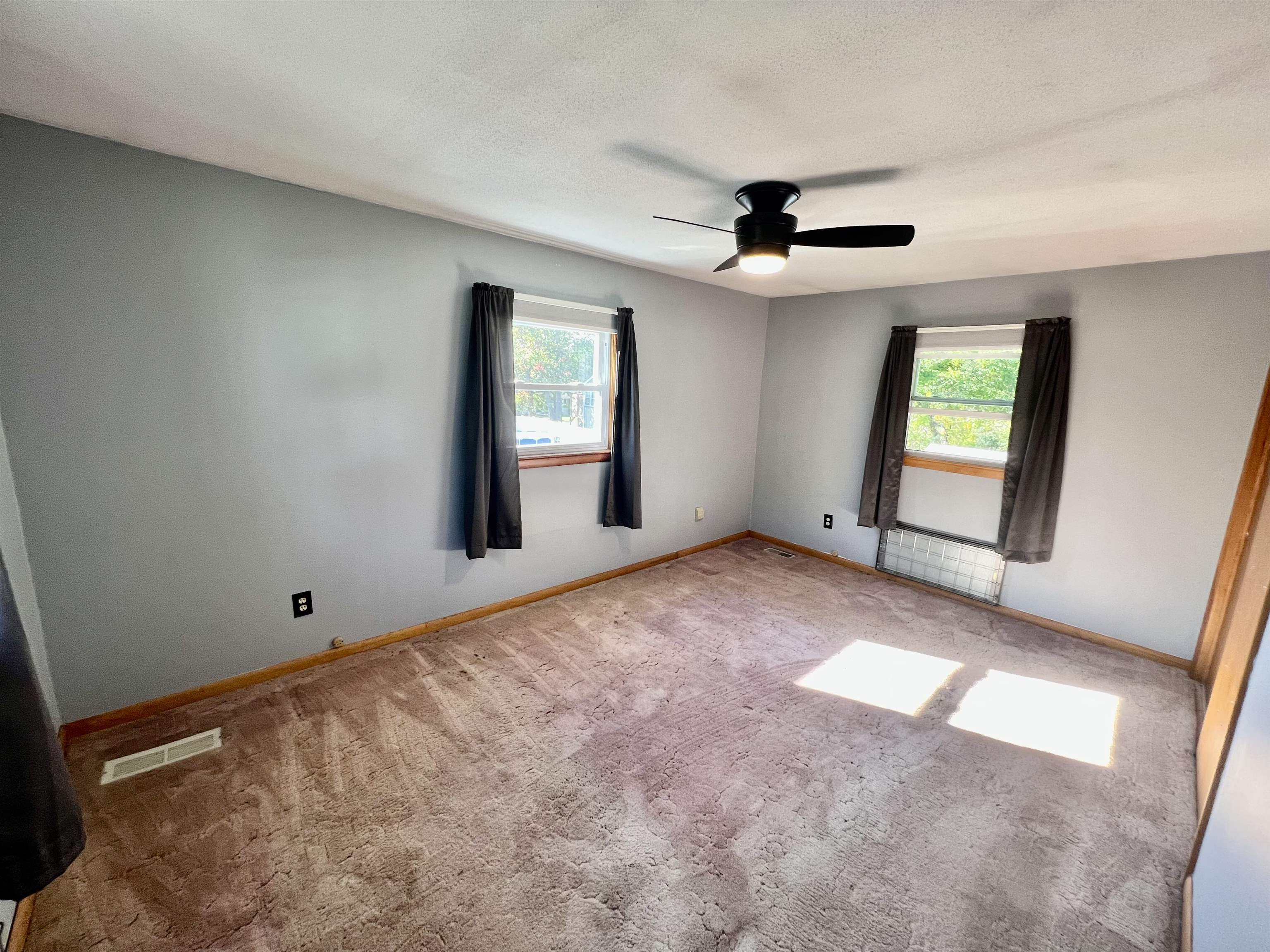 2 Silver Street Derry, NH 03038 - Photo 16 of 31