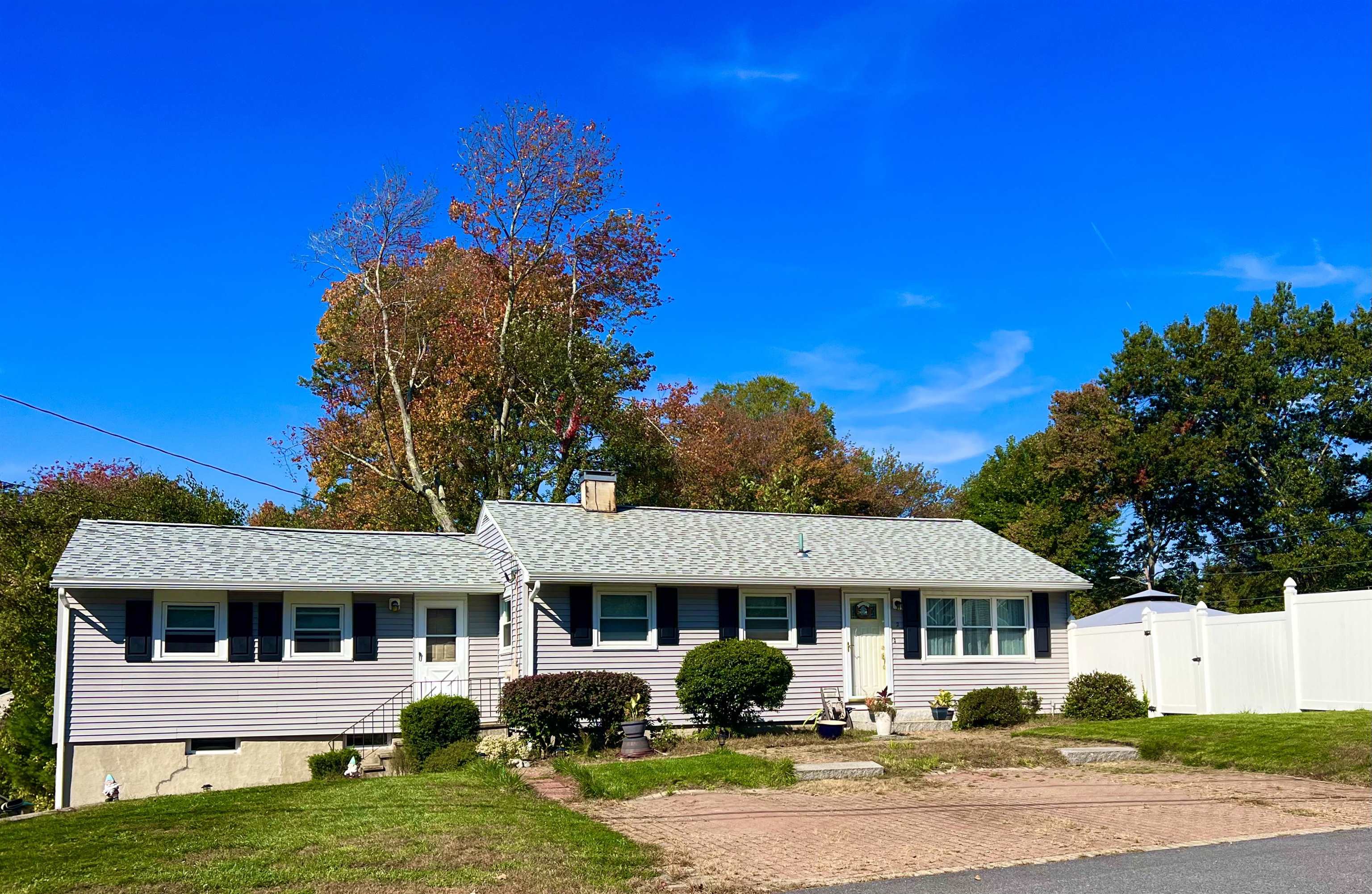 2 Silver Street Derry, NH 03038 - Photo 23 of 31