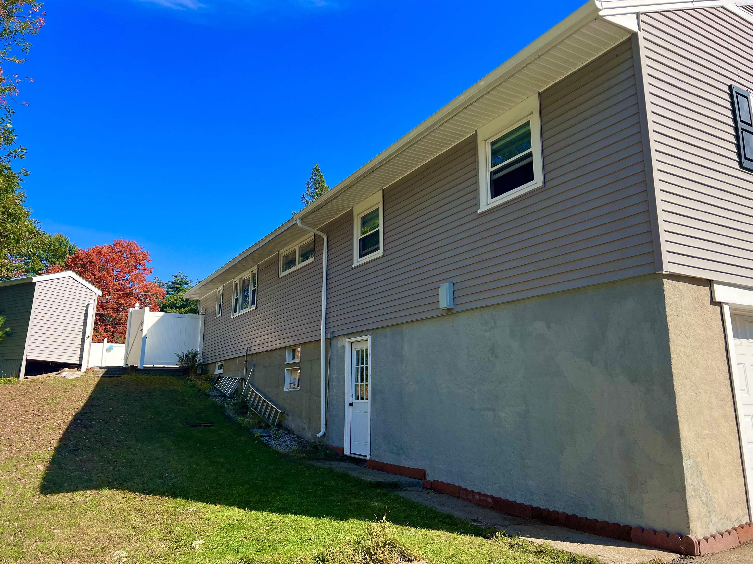 2 Silver Street Derry, NH 03038 - Photo 24 of 31