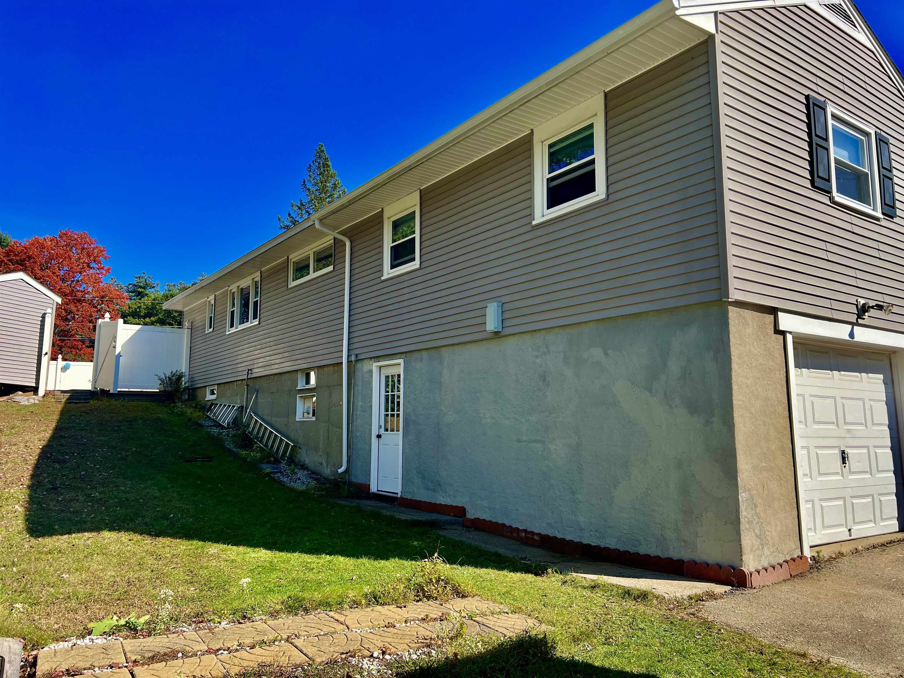 2 Silver Street Derry, NH 03038 - Photo 26 of 31