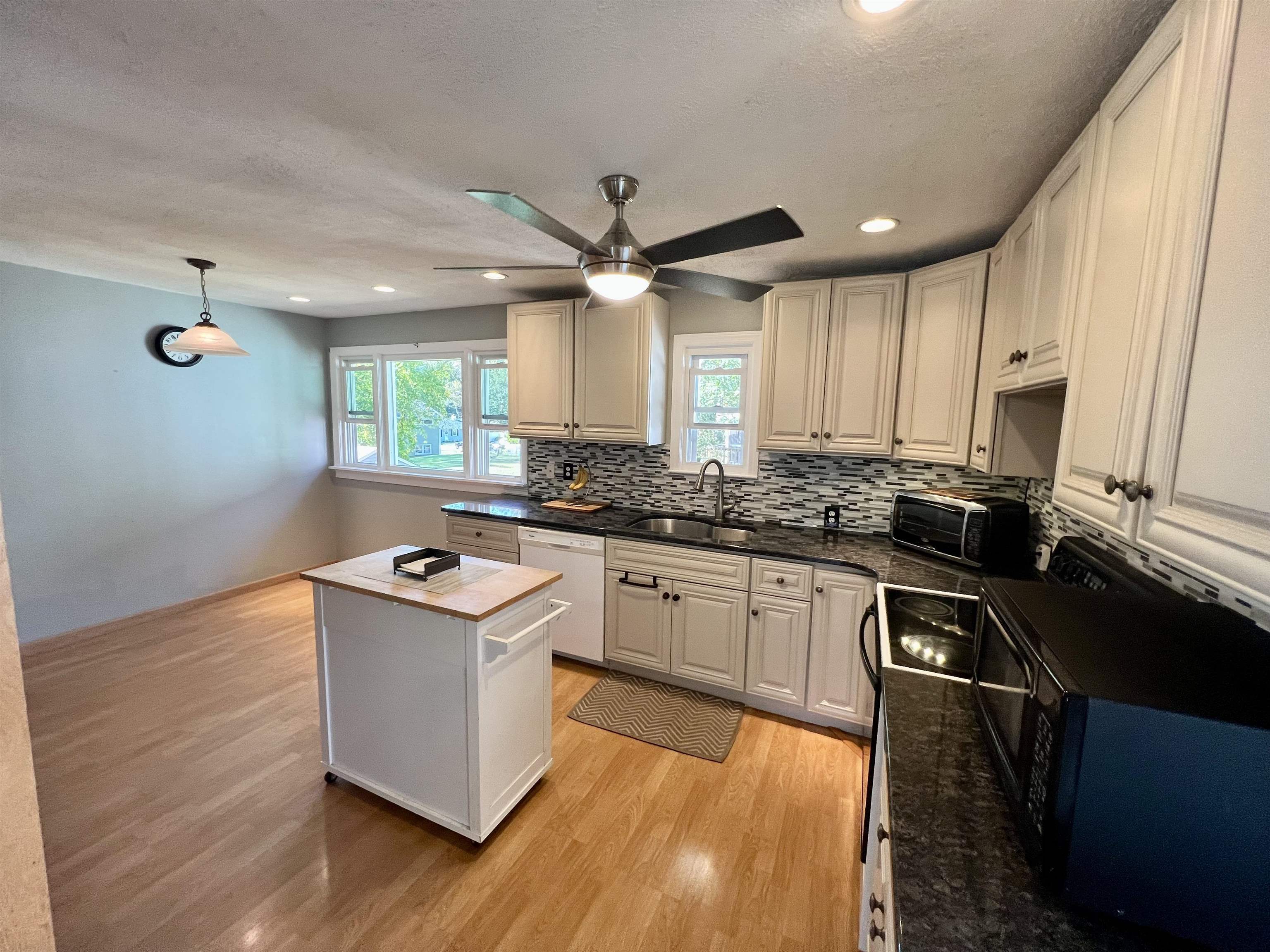 2 Silver Street Derry, NH 03038 - Photo 31 of 31