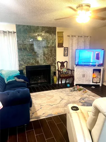 $120,000 | 418 Garland Drive, Unit 242, Lake Jackson, TX 77566