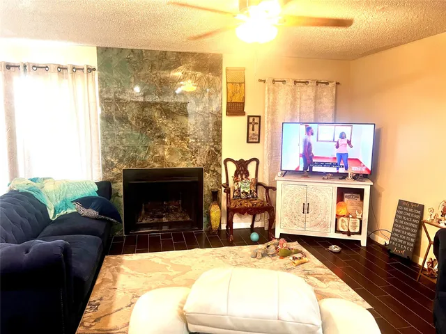 $120,000 | 418 Garland Drive, Unit 242, Lake Jackson, TX 77566