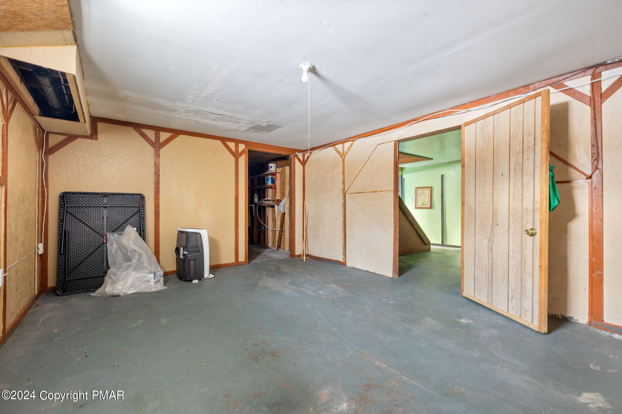 3118 Long Court Bushkill, PA 18324 - Photo 18 of 28 a view of a room with gym equipment