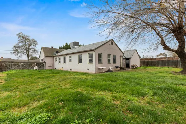 $368,000 | 354 Oak Street, Maxwell, CA 95955