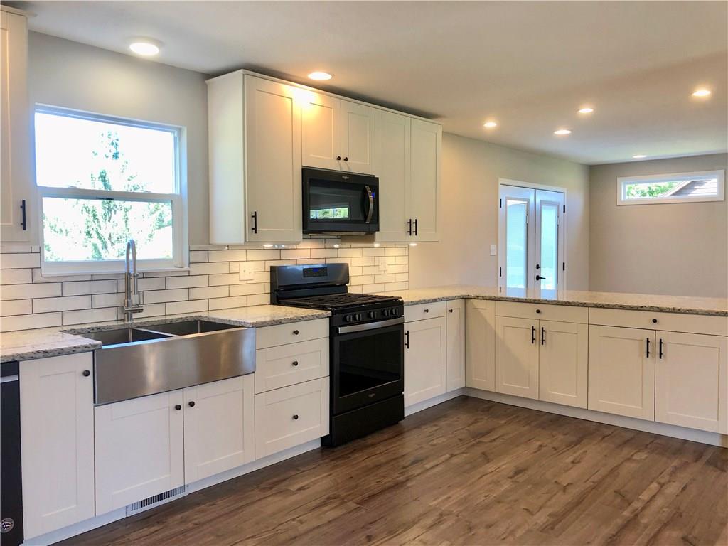 8120 5 Points Road Indianapolis, IN 46237 - Photo 3 of 28 Gallery Image 3