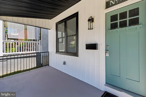 $725,000 | 232 East 6th Avenue, Conshohocken, PA 19428