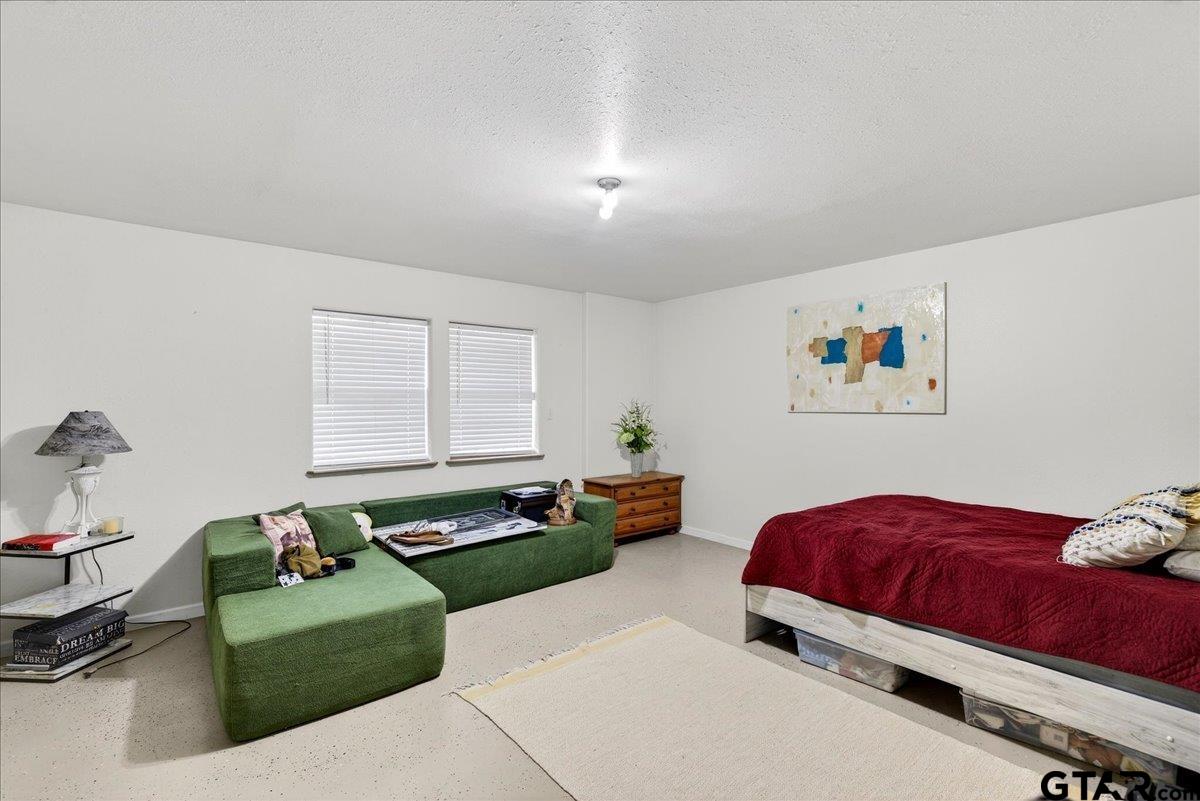 2375 County Road 3282 Buffalo, TX 75831 - Photo 20 of 48