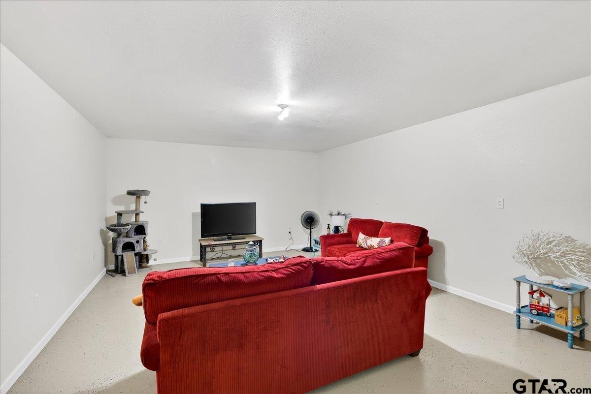 2375 County Road 3282 Buffalo, TX 75831 - Photo 21 of 48