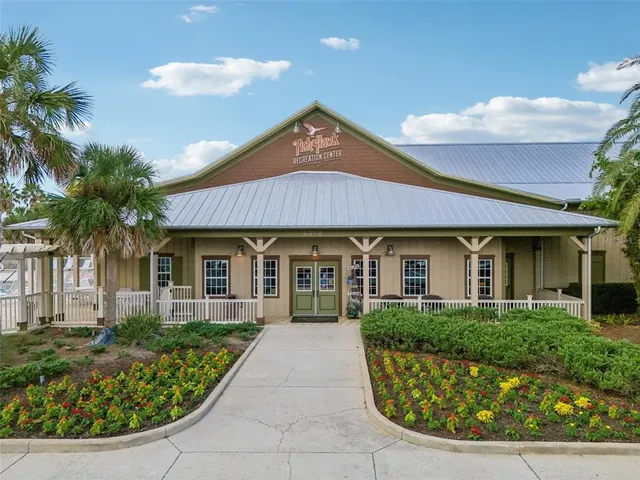 $579,500 | 2304 Fringe Tree Trail, The Villages, FL 32162