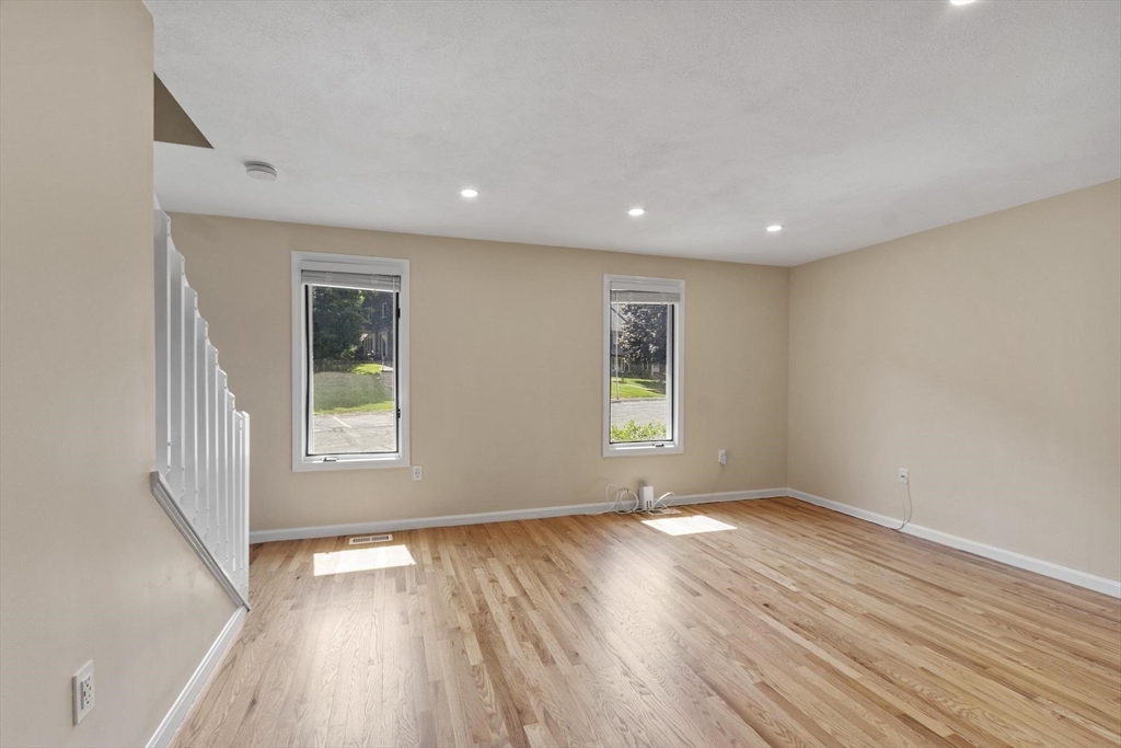 20 Deer Path, Unit 7 Maynard, MA 01754 - Photo 14 of 31