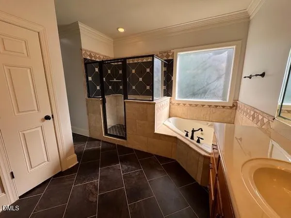 $4,300 | 324 Waterville Street, Raleigh, NC 27603