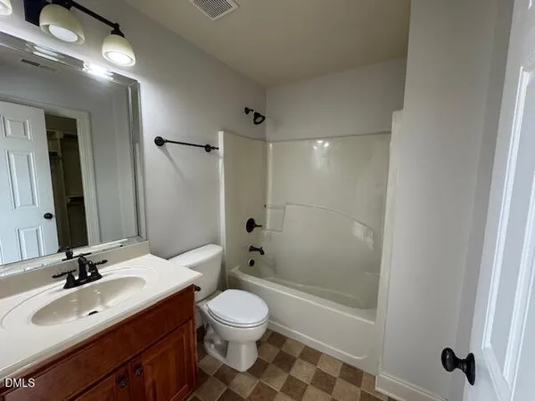 $4,300 | 324 Waterville Street, Raleigh, NC 27603