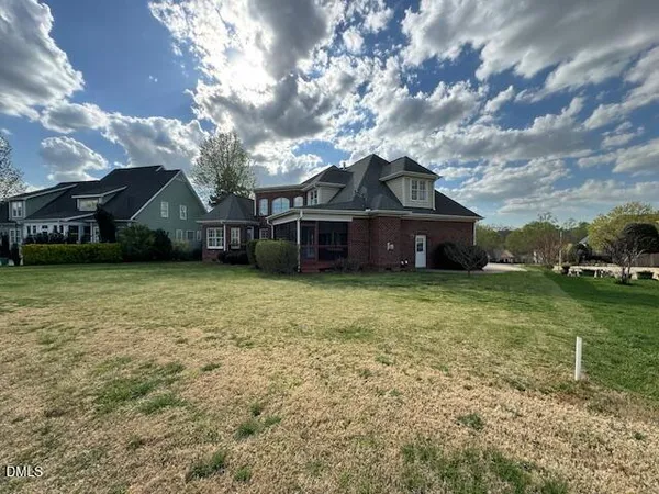 $4,300 | 324 Waterville Street, Raleigh, NC 27603