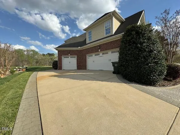 $4,300 | 324 Waterville Street, Raleigh, NC 27603
