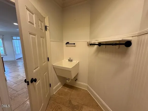 $4,300 | 324 Waterville Street, Raleigh, NC 27603