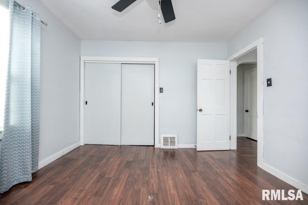 835 East Spruce Street Canton, IL 61520 - Photo 11 of 32